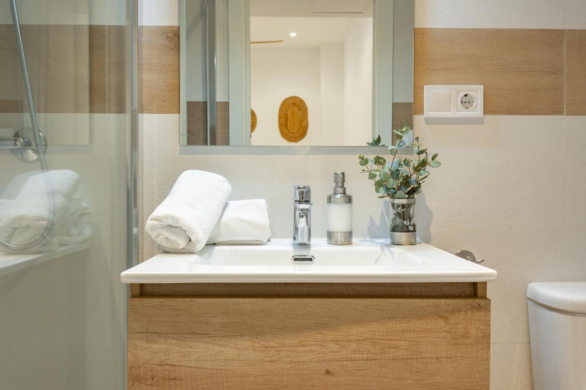 Isg Apartments Triana Estudio 2 เซบีญา ภายนอก รูปภาพ