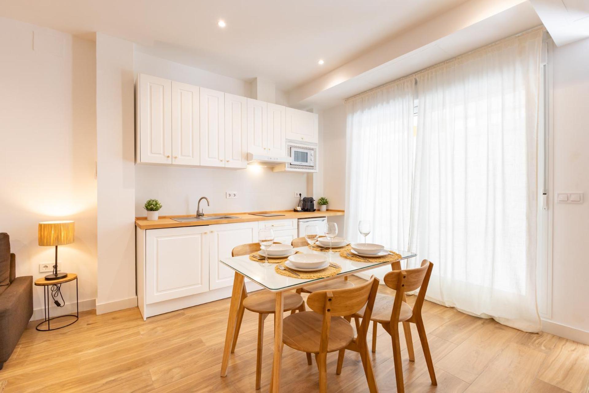 Isg Apartments Triana Estudio 2 เซบีญา ภายนอก รูปภาพ